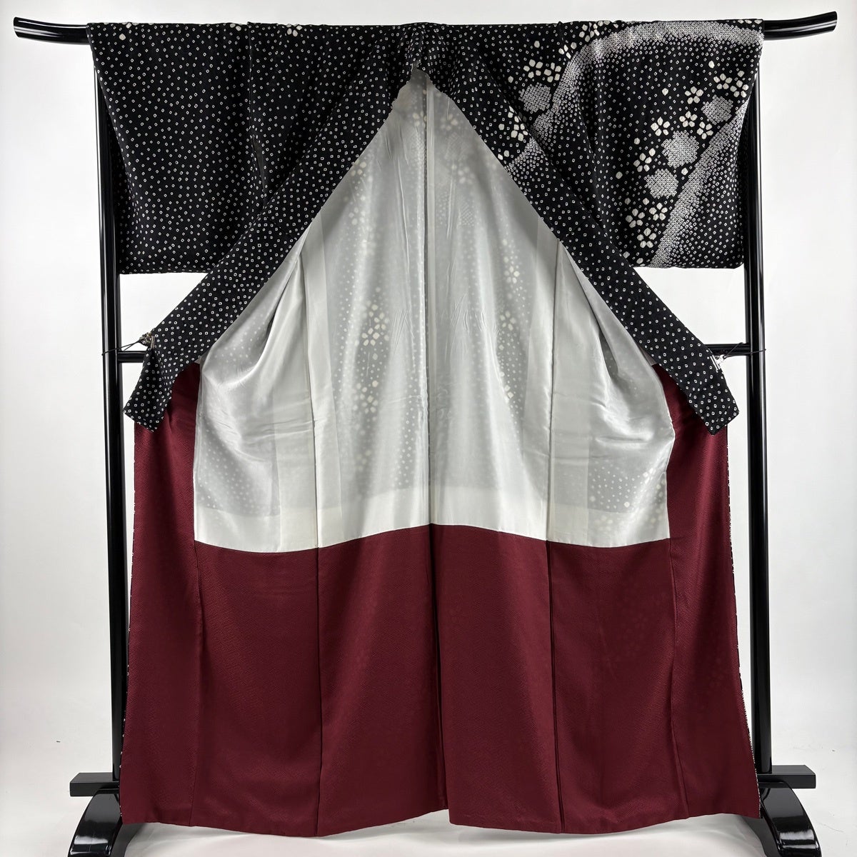 美品】 訪問着 身丈166cm 裄丈68.5cm L 袷 花 絞り 黒 正絹 秀品｜中古