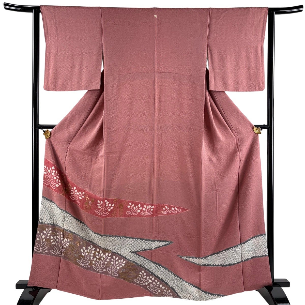 色留袖 身丈162cm 裄丈63cm S 袷 草花 流水 絞り 金彩 ピンク 正絹 秀