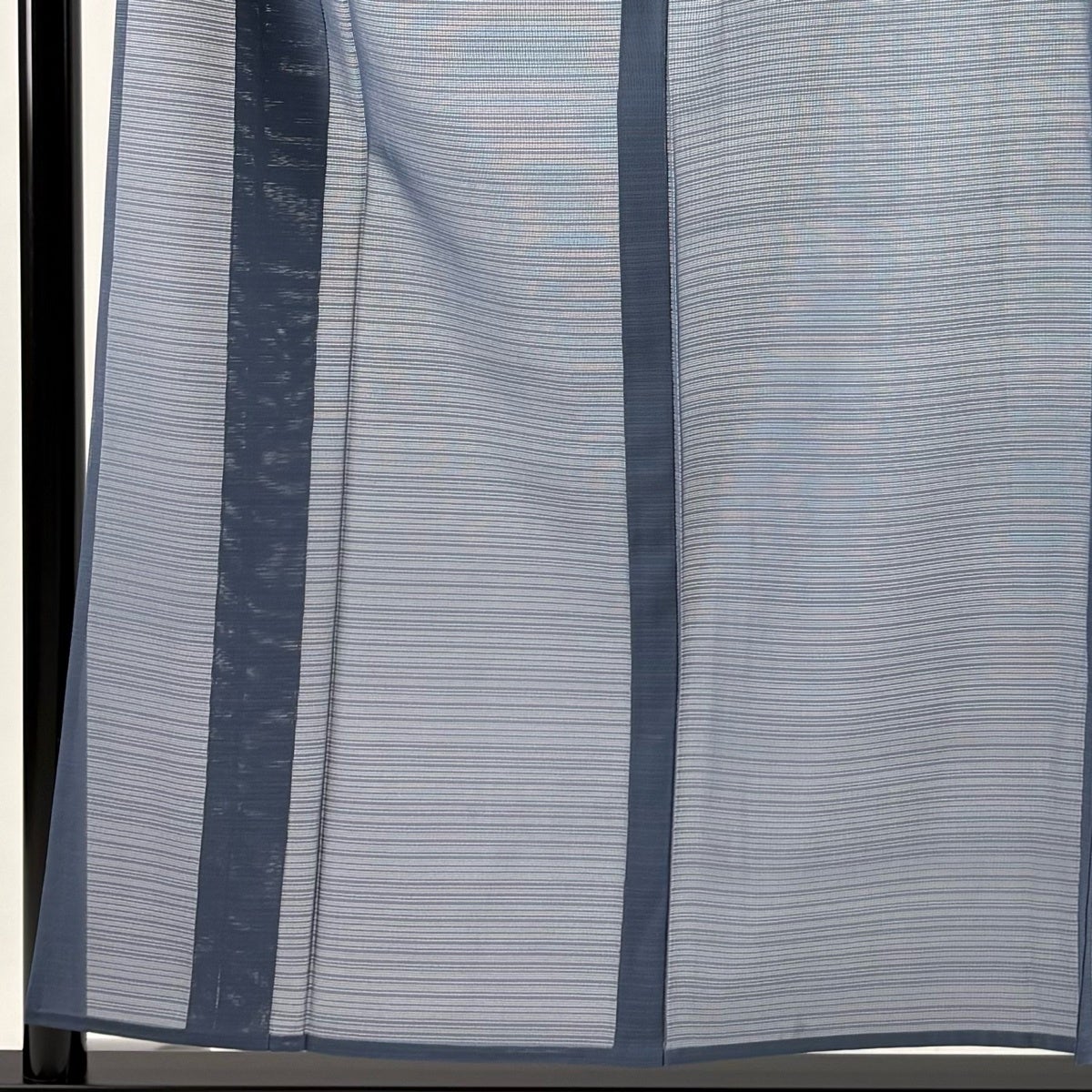 美品】 色無地 身丈156.5cm 裄丈64.5cm M 薄物 駒絽紗 青灰色 正絹 秀