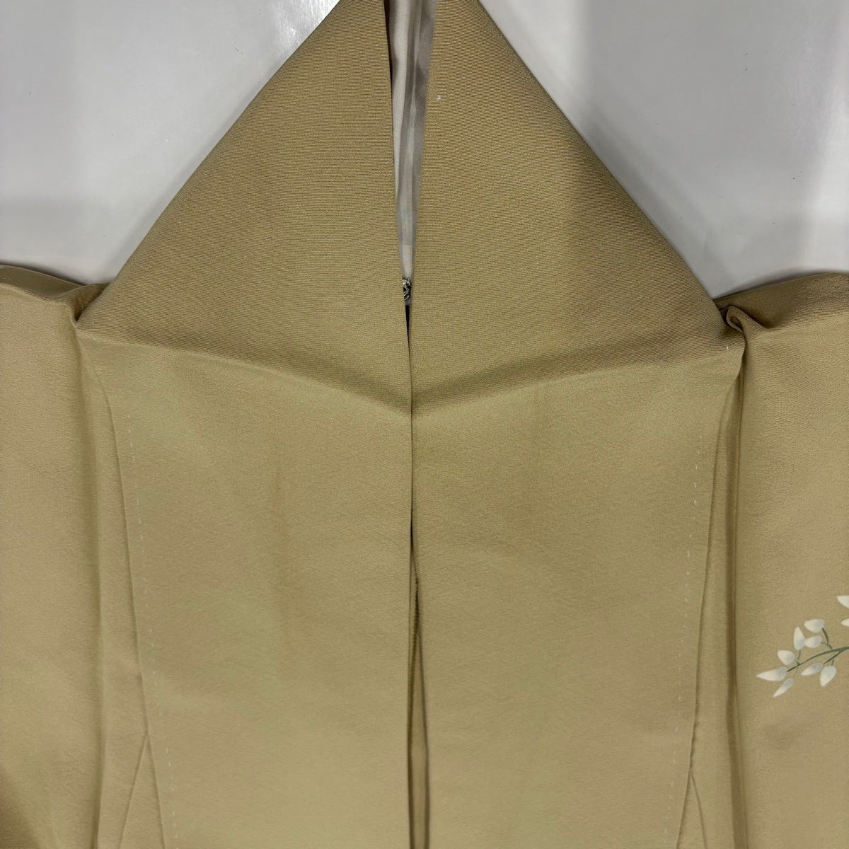 訪問着 身丈158cm 裄丈65cm M 単衣 落款あり 枝花 ベージュ 正絹 秀品