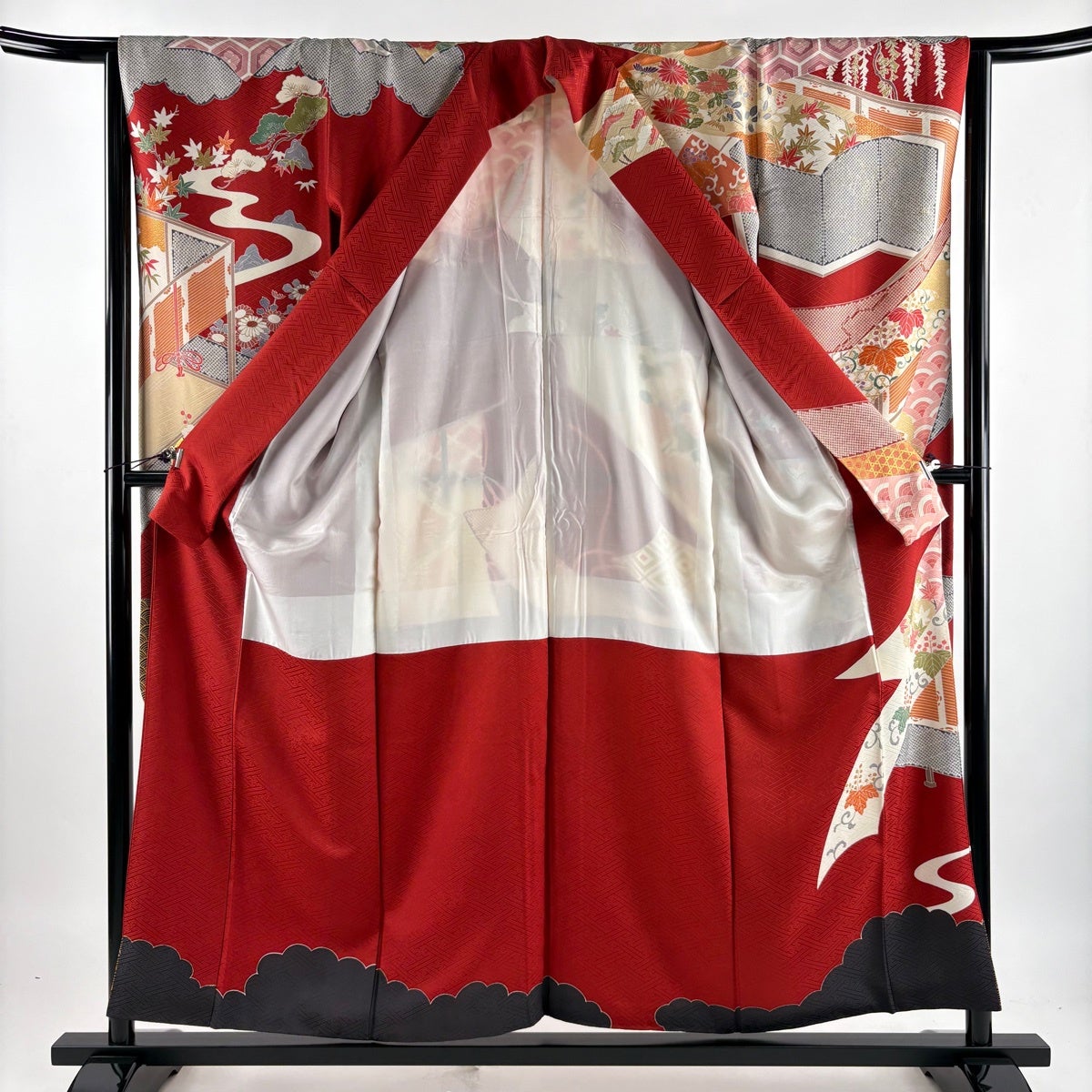 振袖 身丈155.5cm 裄丈64.5cm M 袷 菊 有職文様 金糸 金彩 赤 正絹 秀