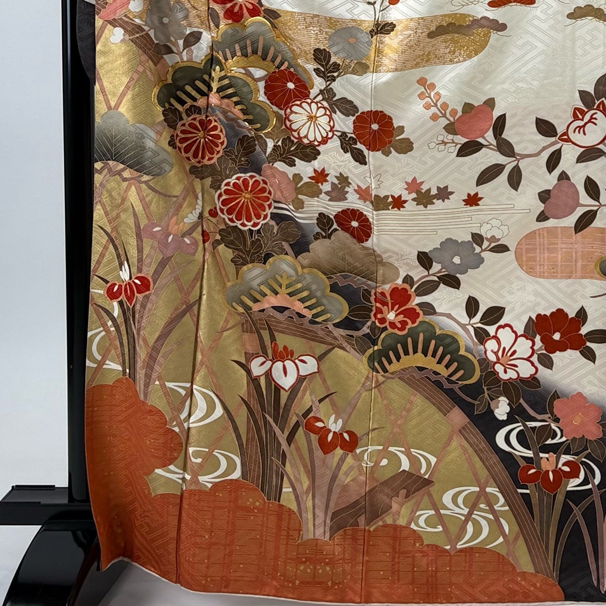 振袖 身丈168cm 裄丈66.5cm M 袷 笠松 菊 金糸 金彩 クリーム 正絹 秀