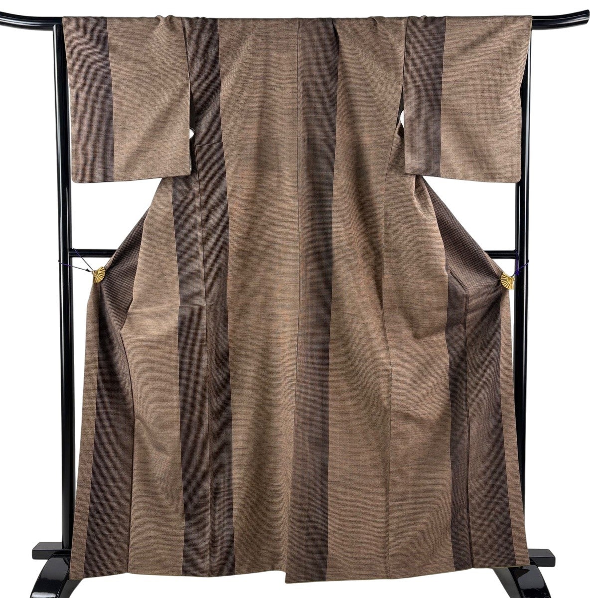 美品】 紬 身丈164cm 裄丈66cm M 袷 縞 焦茶色 正絹 名品｜中古・古着