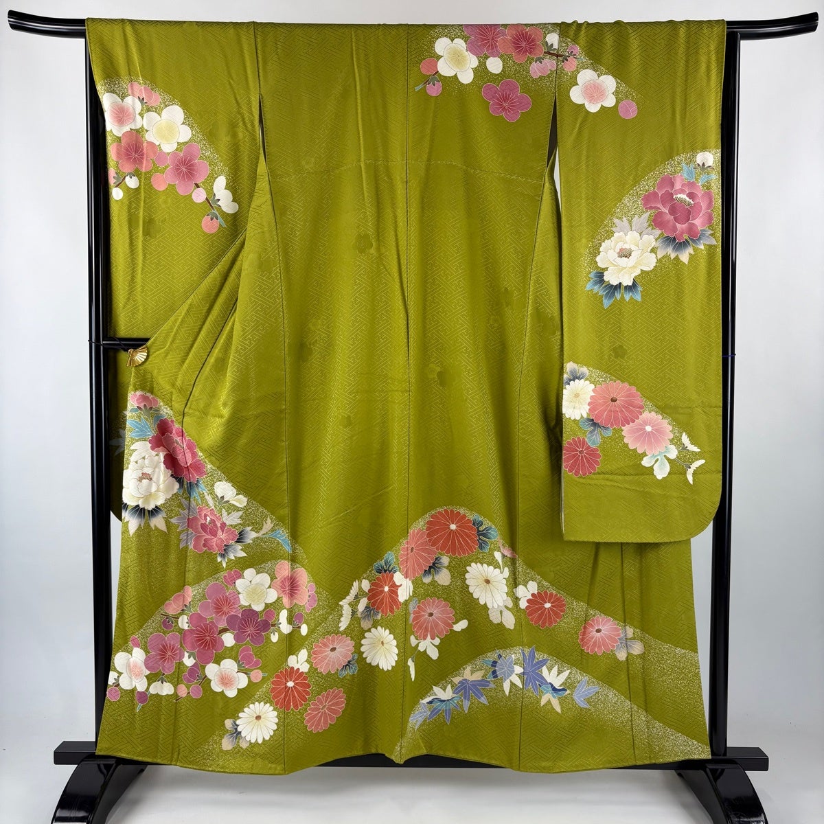 振袖 身丈158cm 裄丈65cm M 袷 牡丹 梅 金彩 鶯色 正絹 名品｜中古