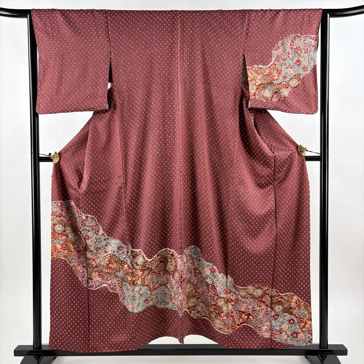 付下げ 身丈159cm 裄丈63.5cm S 袷 鈴乃屋 草花 流水 金銀彩 刺繍