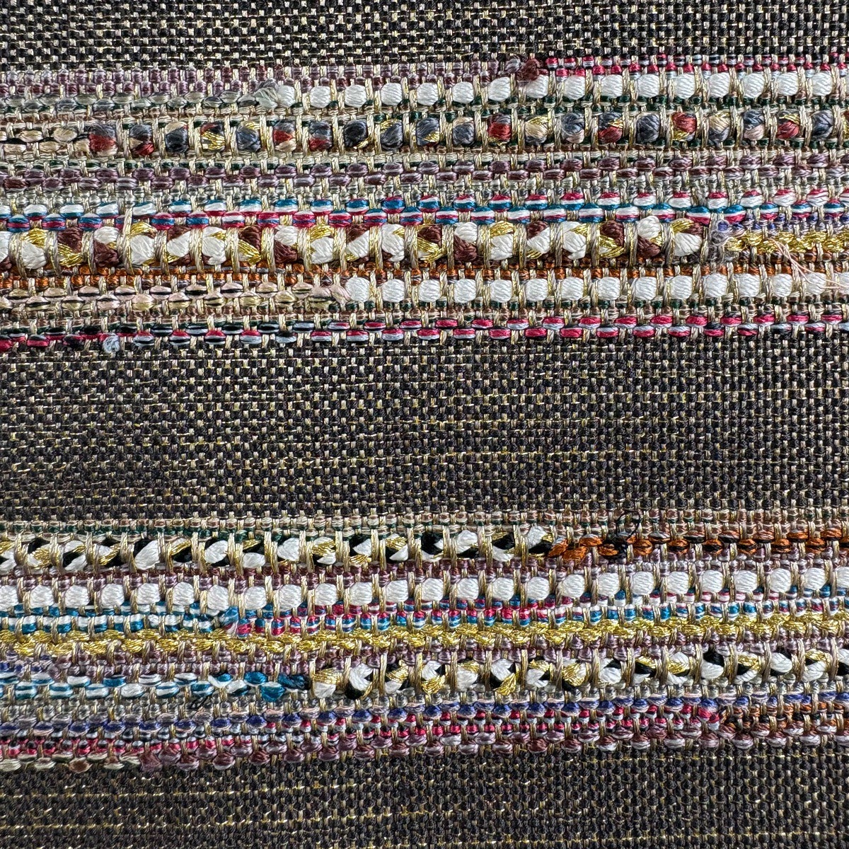 名古屋帯 秀品 松葉仕立て 八寸名古屋帯 紬地 縞 金糸 焦茶色 正絹