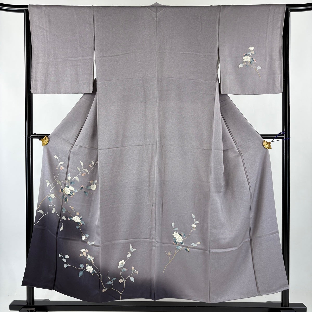 付下げ 身丈158cm 裄丈64cm M 袷 草花 幾何学 絞り 刺繍 灰色 正絹 秀