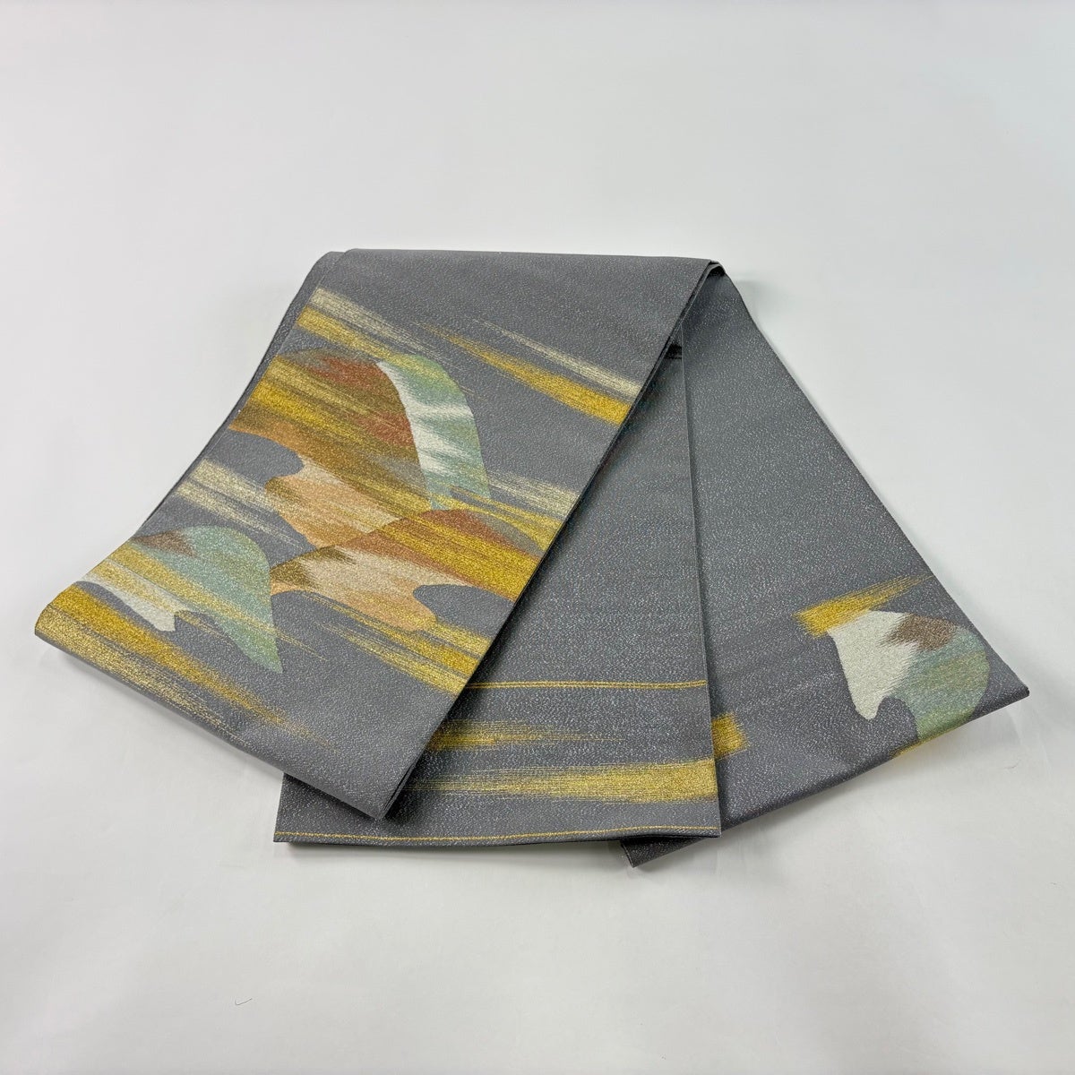 美品】 袋帯 秀品 関西仕立て 山並み 霞 金銀糸 箔 灰色 お太鼓柄 正絹