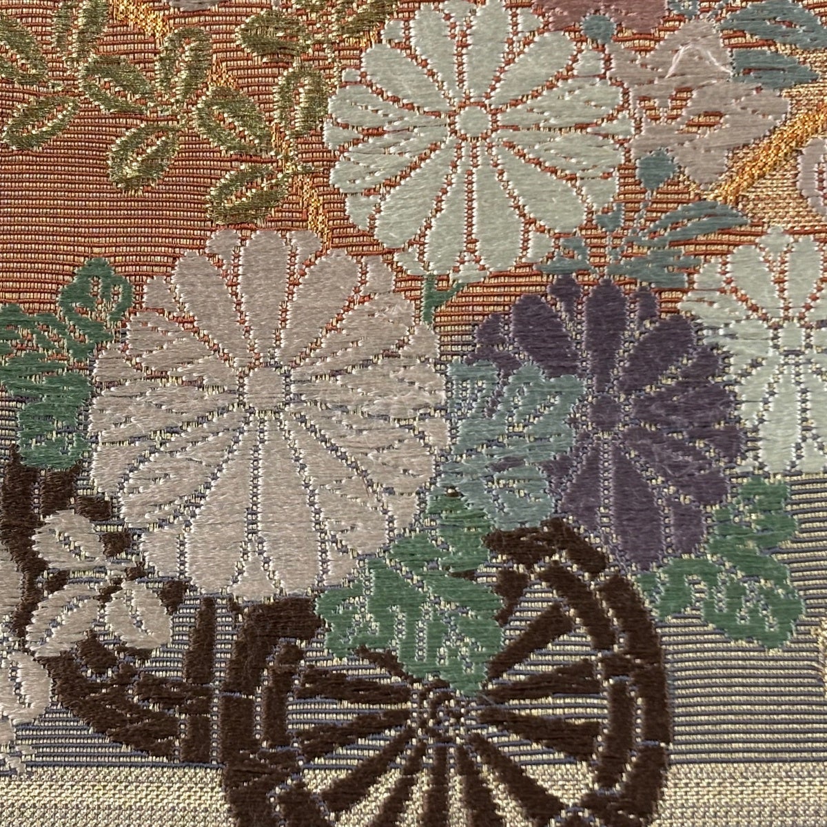 袋帯 秀品 能衣霞に花車文 蝶 唐織 箔 茜色 六通 正絹｜中古・古着