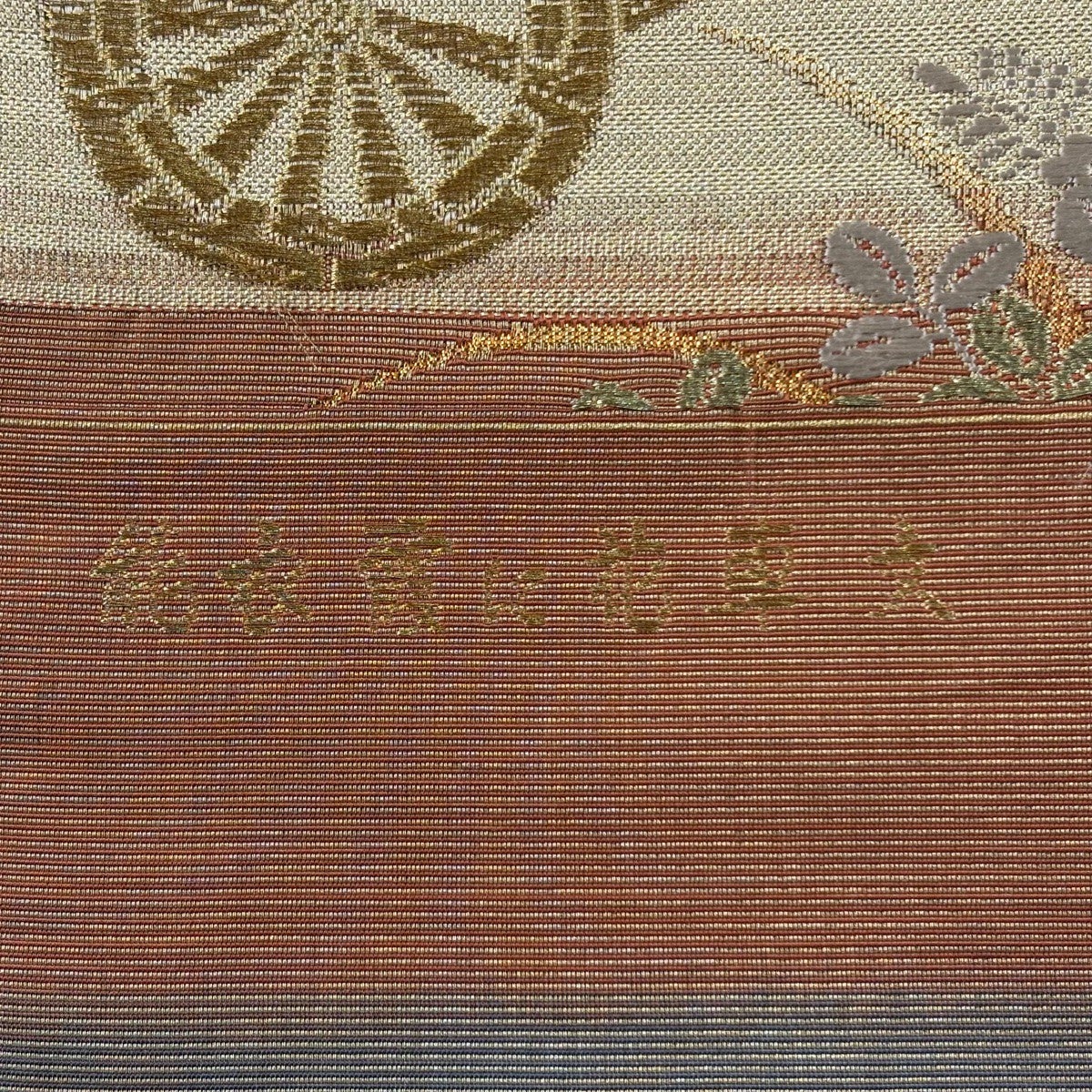 袋帯 秀品 能衣霞に花車文 蝶 唐織 箔 茜色 六通 正絹|中古・古着 袋帯 秀品 能衣霞に花車文 蝶 唐織 箔 茜色 六通 正絹|中古・古着