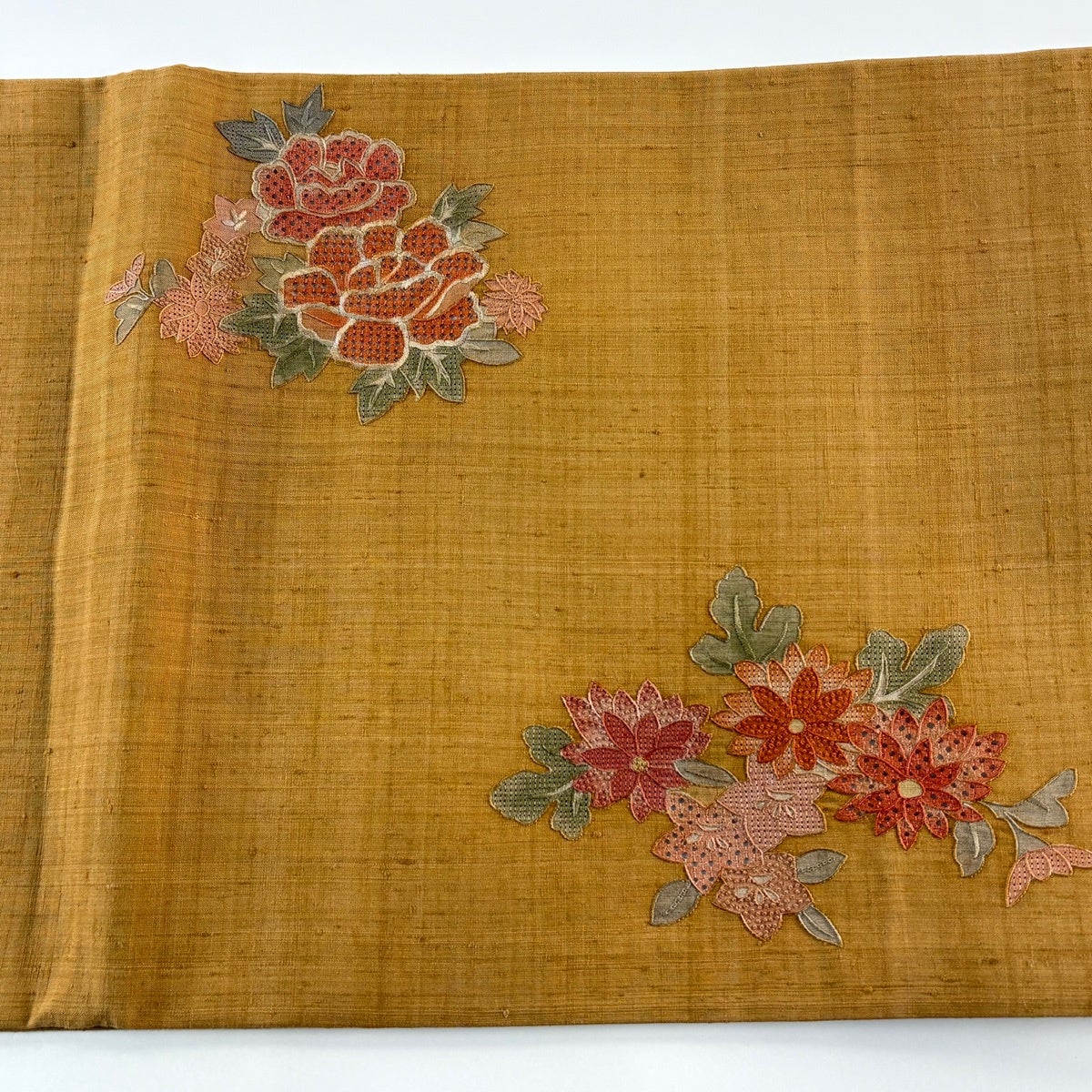 ゆりのはな　未使用品　袋帯　鳳凰　刺繍入り　お太鼓柄　茶色系　正絹　C406 袋帯 秀品 紬地 草花 刺繍 山吹茶色 お太鼓柄 正絹｜中古・古着