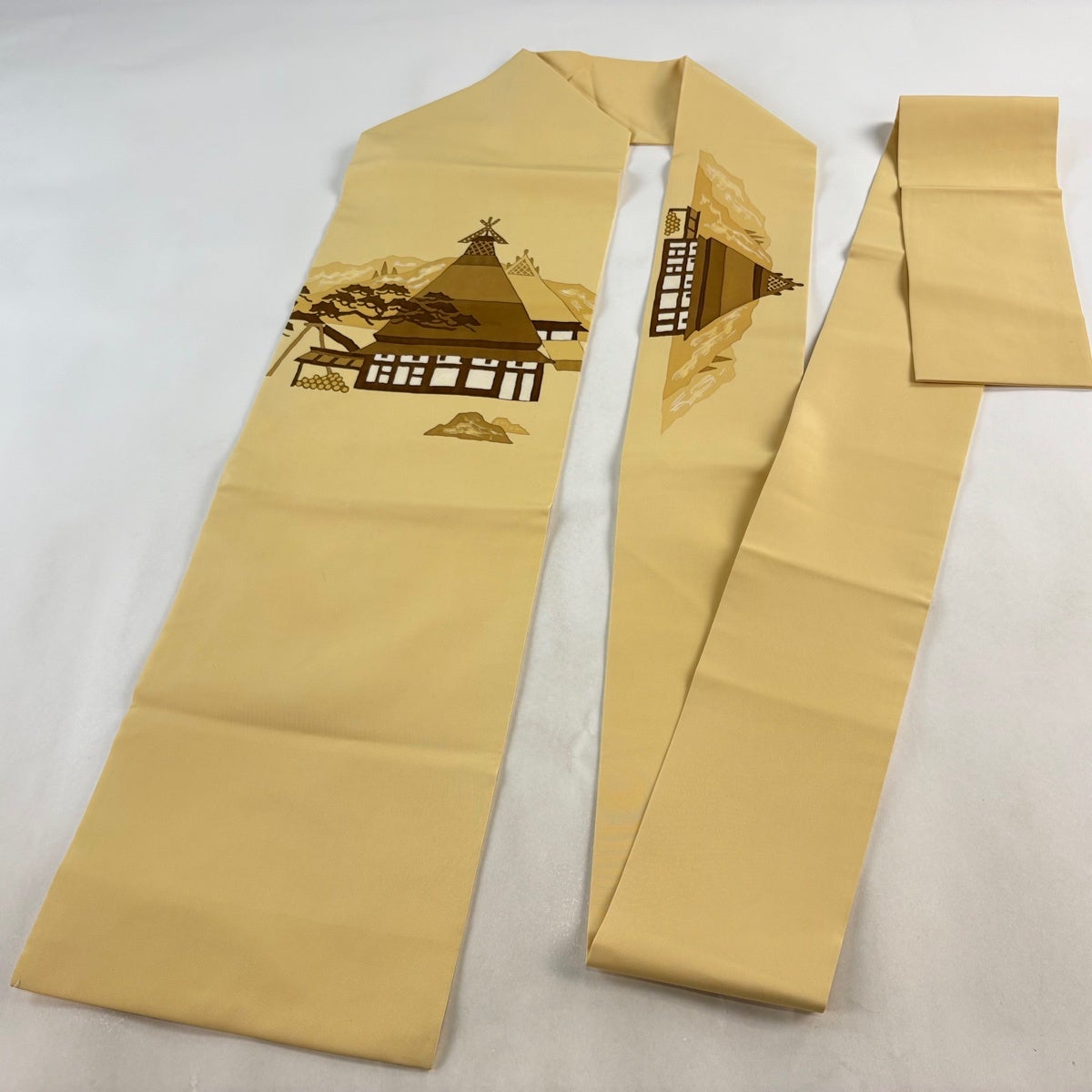 名古屋帯 優品 建物 松 薄黄 正絹｜中古・古着・リサイクル着物通販