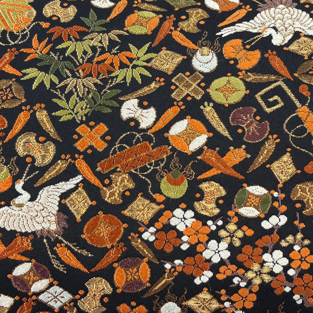 美品】 袋帯 逸品 河合美術織物 落款あり 鶴 宝尽くし 金糸 箔 黒 六通