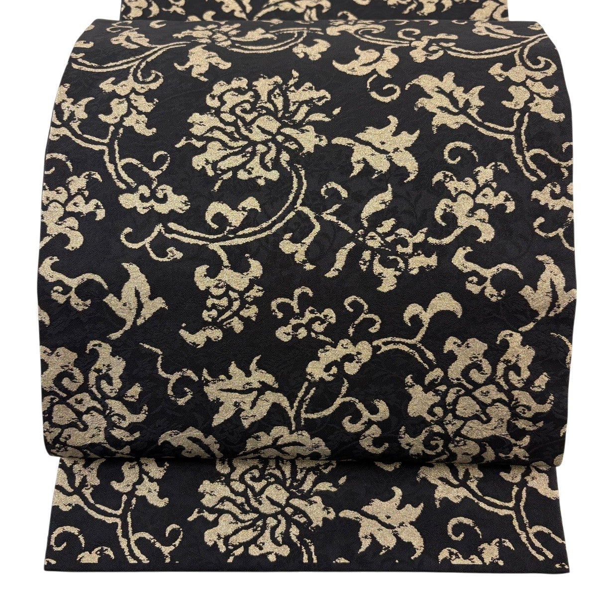 美品】 袋帯 秀品 落款あり 重兵衛 花唐草 縞 箔 黒 六通 正絹｜中古