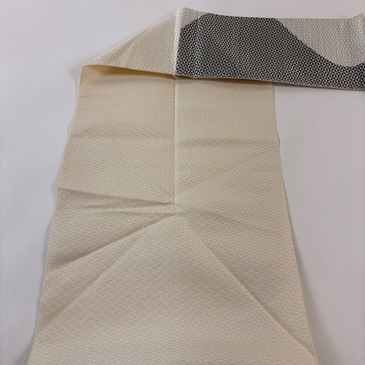 美品】 名古屋帯 名品 八寸名古屋帯 松葉仕立て ふくろう 月 金糸