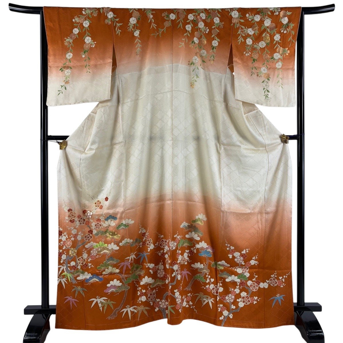 ■E5820■美品■正絹■亜麻色　松・桜・土筆柄　袷　訪問着■丈166　裄67 訪問着 身丈166cm 裄丈66cm M 袷 松竹梅 地紋 金糸 金彩 朱色 正絹 秀