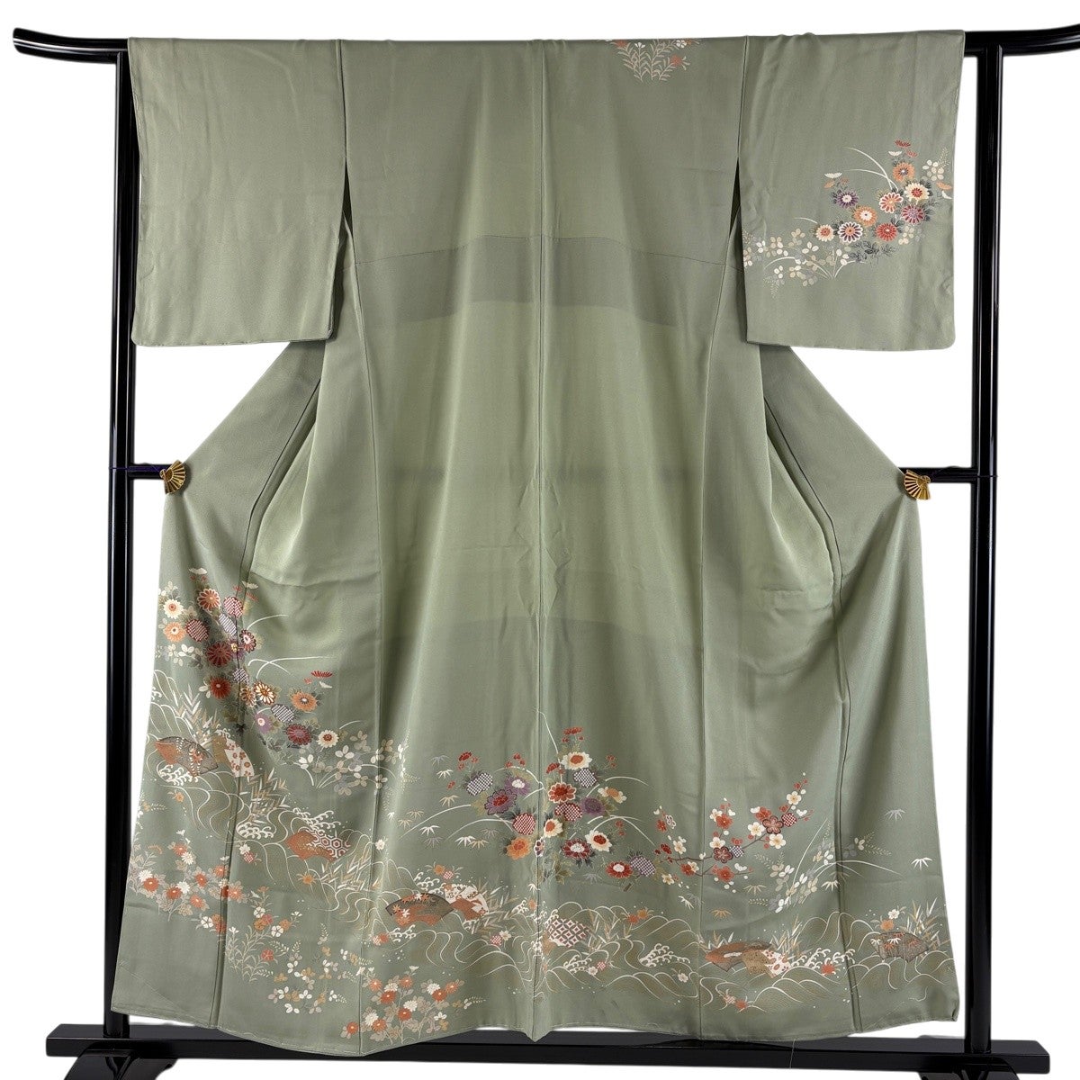 超美品　訪問着　正絹　袷　着物　現代　緑　黄緑　グレー　155 汕頭刺繍 訪問着 身丈155cm 裄丈63.5cm S 袷 菊 扇面 金糸 金銀彩 灰緑 正絹 秀