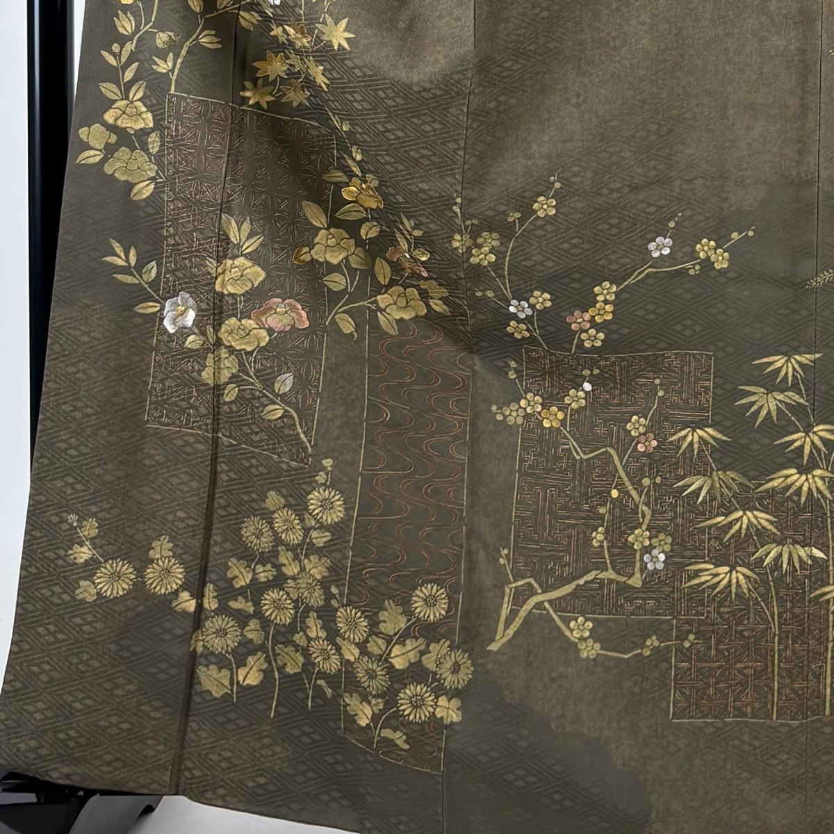 美品】 訪問着 身丈165cm 裄丈64cm M 袷 草花 七宝 刺繍 金彩 茶緑色