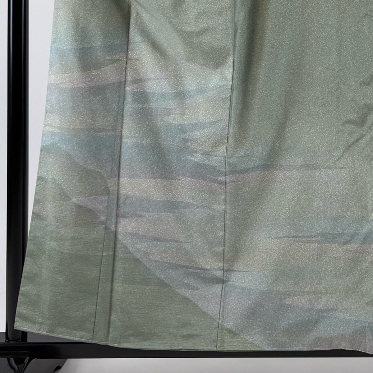 美品】 付下げ 身丈158.5cm 裄丈64.5cm M 袷 紬地 落款あり 山 霞