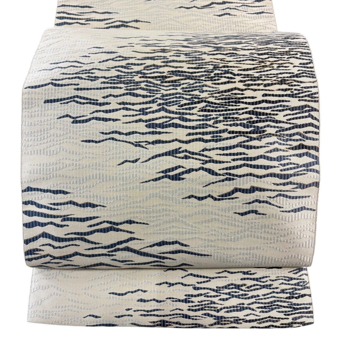 美品】 袋帯 秀品 草木染 漣 箔 クリーム 六通 正絹｜中古・古着