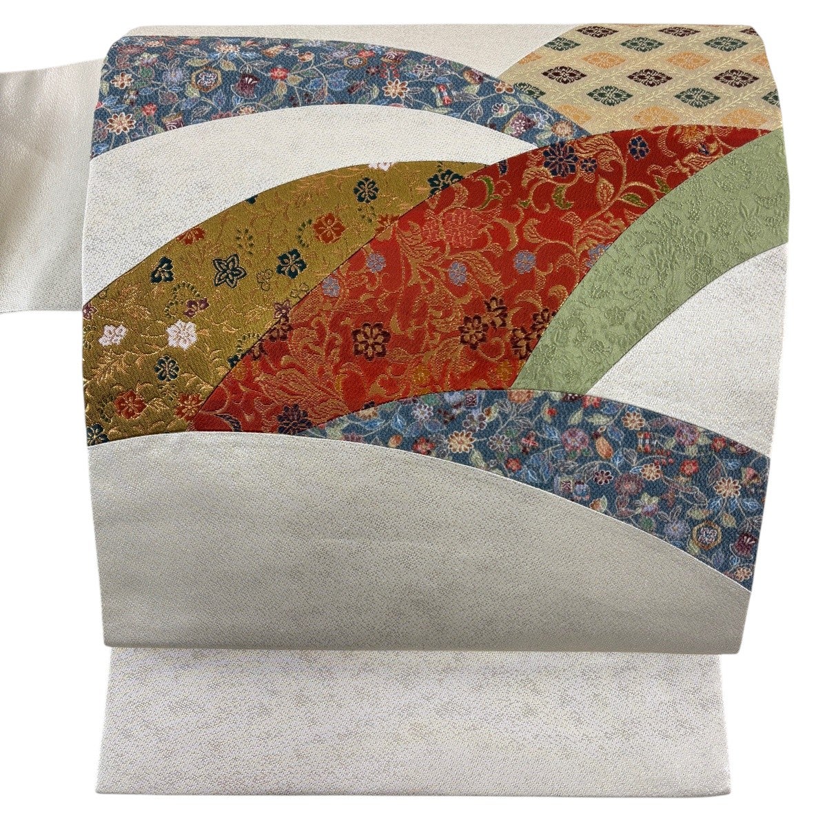 美品】 名古屋帯 優品 花唐草 幾何学 箔 金糸 灰白 正絹｜中古・古着