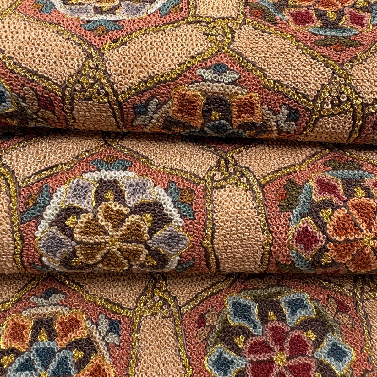 美品】 袋帯 逸品 華文 相良刺繍 金糸 薄茶色 六通 正絹｜中古・古着