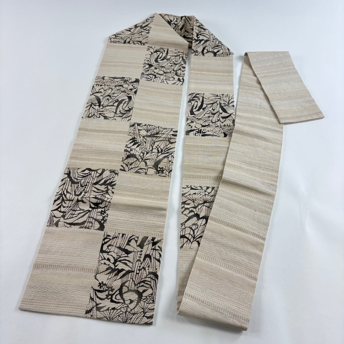 美品】 名古屋帯 名品 市松 葉柄 クリーム 正絹｜中古・古着