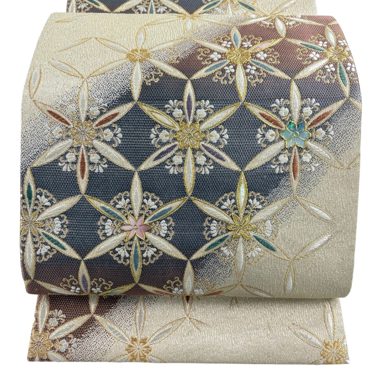 美品】 袋帯 名品 やまと 草花 螺鈿 金糸 灰白 お太鼓柄 正絹｜中古