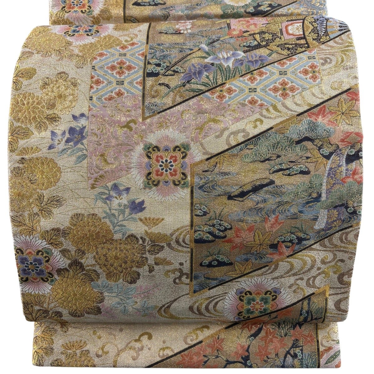 美品】 袋帯 名品 観世花四季流水文 箔 金糸 ベージュ 六通 正絹｜中古