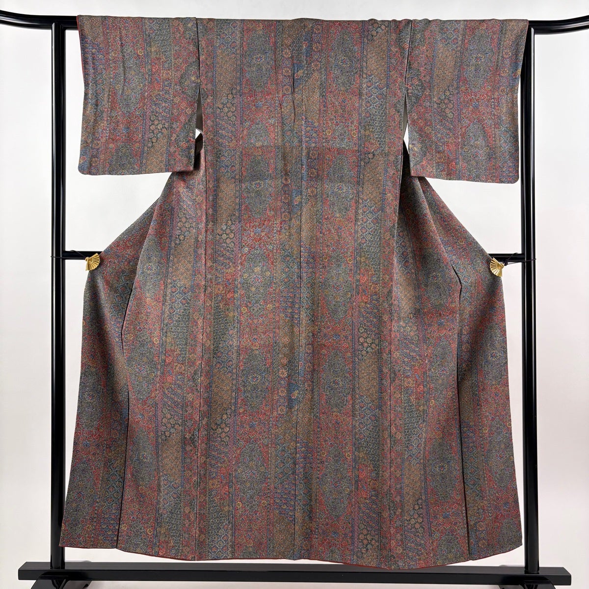 美品】 小紋 身丈158.5cm 裄丈63cm S 袷 前田仁仙 落款あり 連珠文 花