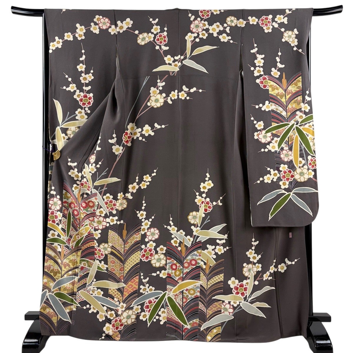 美品】 振袖 身丈169cm 裄丈66cm M 袷 岡村蒼風 落款あり 松竹梅 菊 灰
