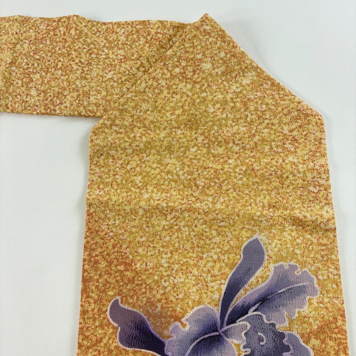 名古屋帯 秀品 草花 幾何学模様 縮緬 黄土色 正絹｜中古・古着