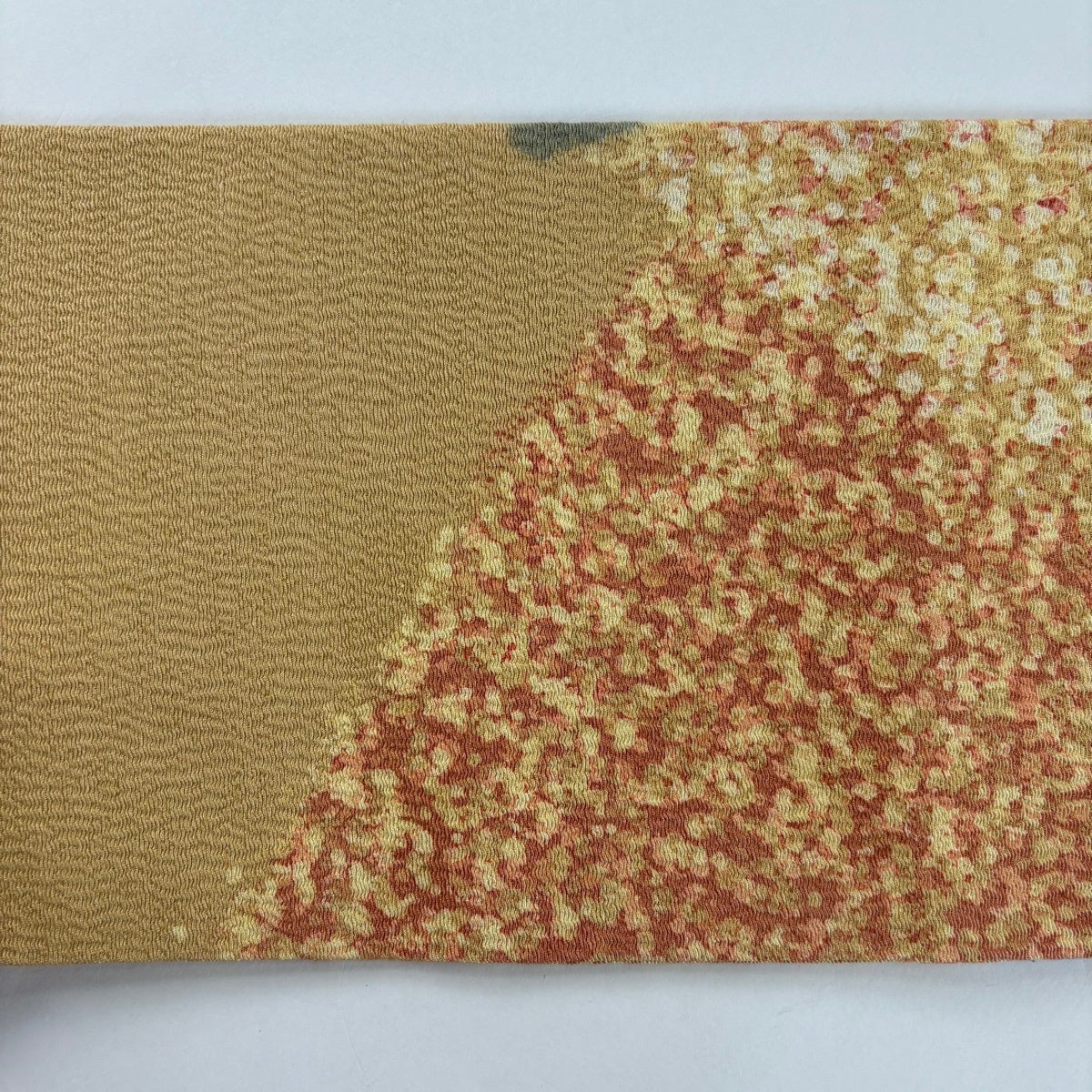 名古屋帯 秀品 草花 幾何学模様 縮緬 黄土色 正絹｜中古・古着