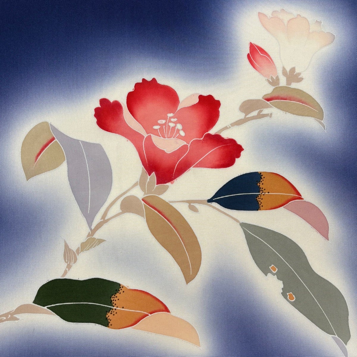 美品】 名古屋帯 秀品 落款あり 枝花 ぼかし 紺色 正絹｜中古・古着
