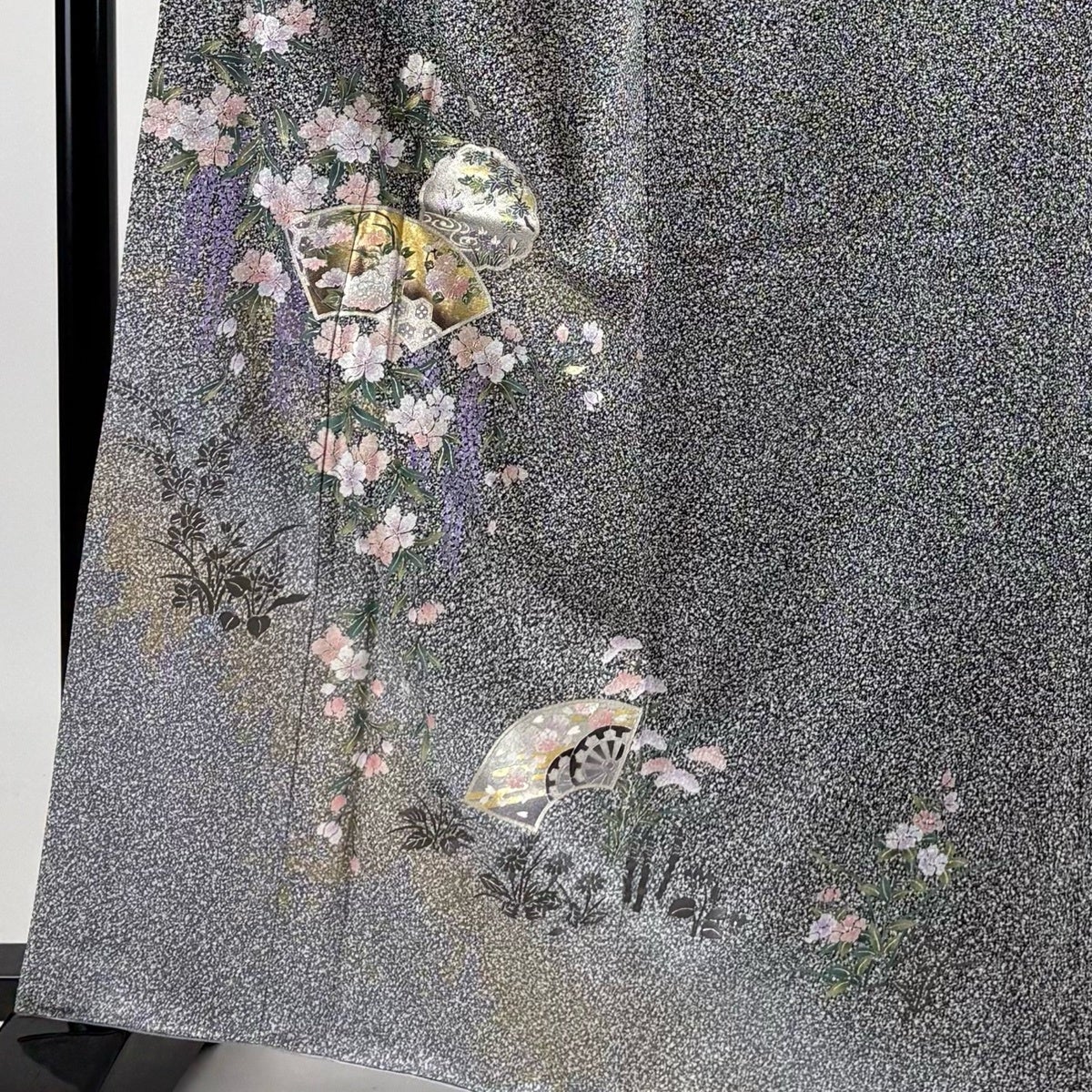 美品】 訪問着 身丈163cm 裄丈66cm M 袷 扇面 草花 金銀彩 黒灰 正絹
