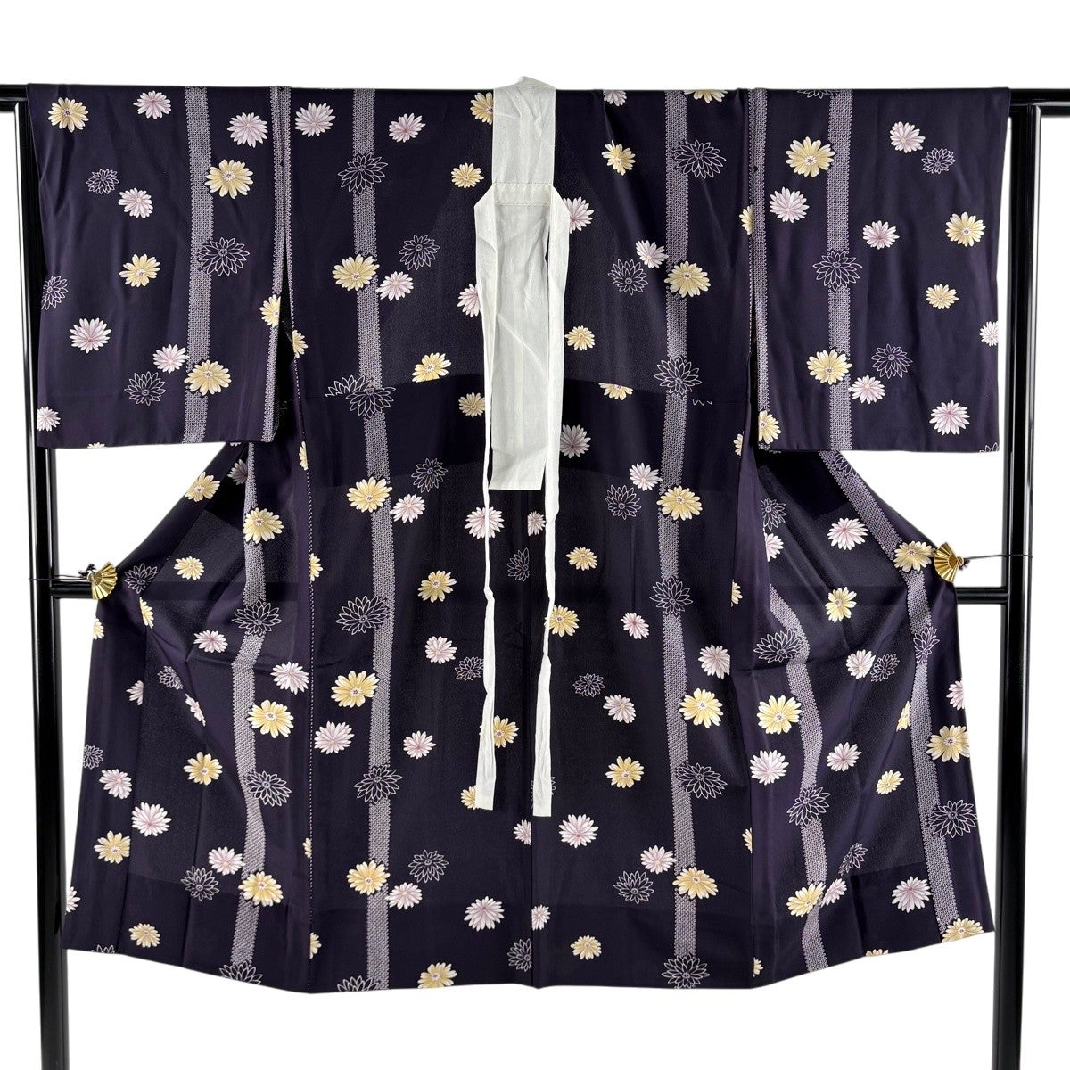 美品】 長襦袢 身丈122cm 裄丈65cm M 菊 疋田 濃紫 正絹 秀品｜中古