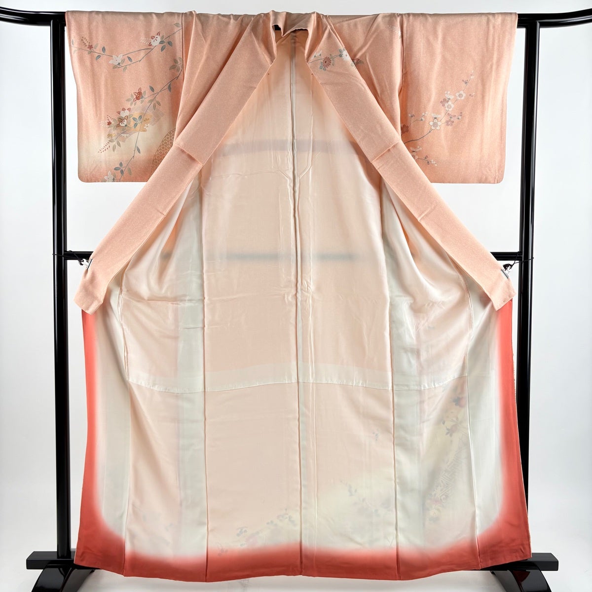 訪問着 身丈161cm 裄丈61.5cm S 袷 菊 蝶 金彩 ぼかし 薄オレンジ 正絹