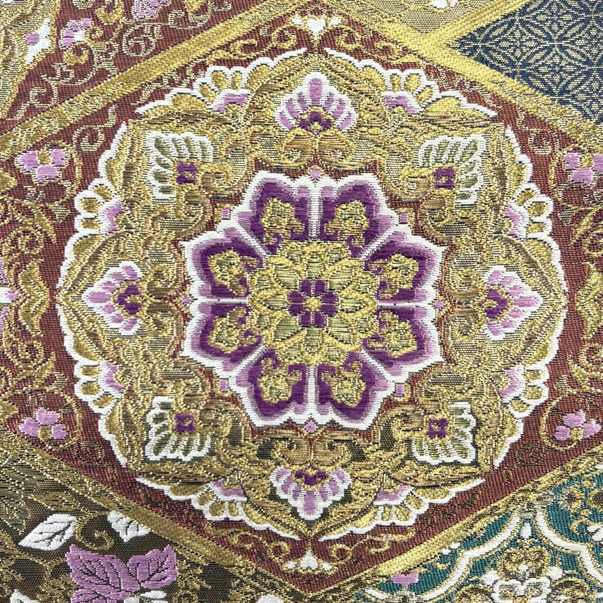 美品】 袋帯 逸品 じゅらく 落款あり 帝王紫 華文 花唐草 金糸 箔 赤茶
