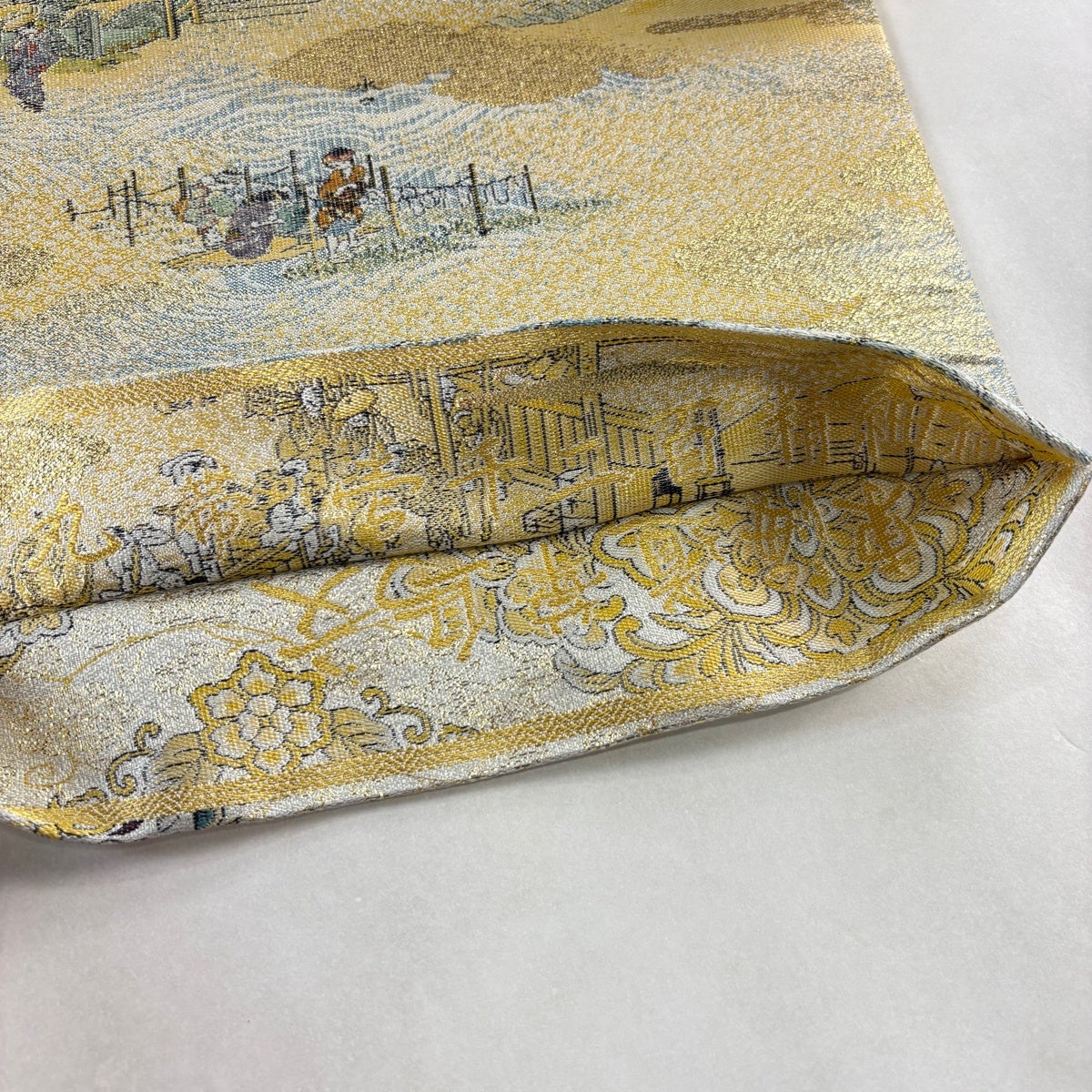 美品】 丸帯 逸品 東海道花鳥文 人物 金糸 箔 灰茶 全通 正絹｜中古
