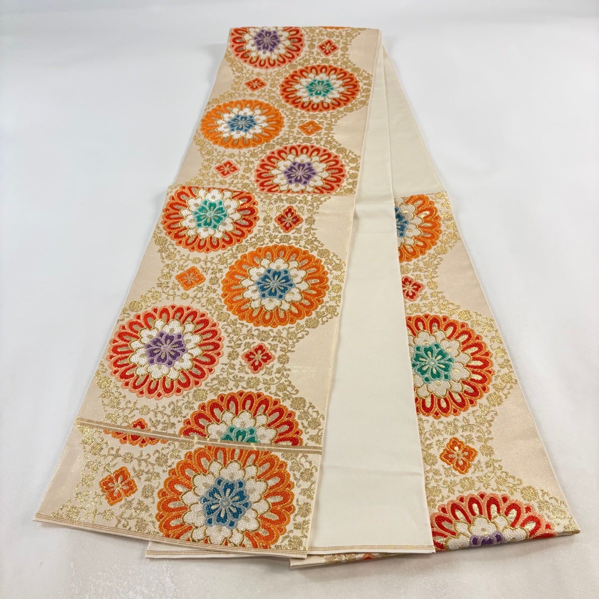 美品】 袋帯 逸品 川島織物 落款あり 関西仕立て 華文 花唐草 金糸 箔