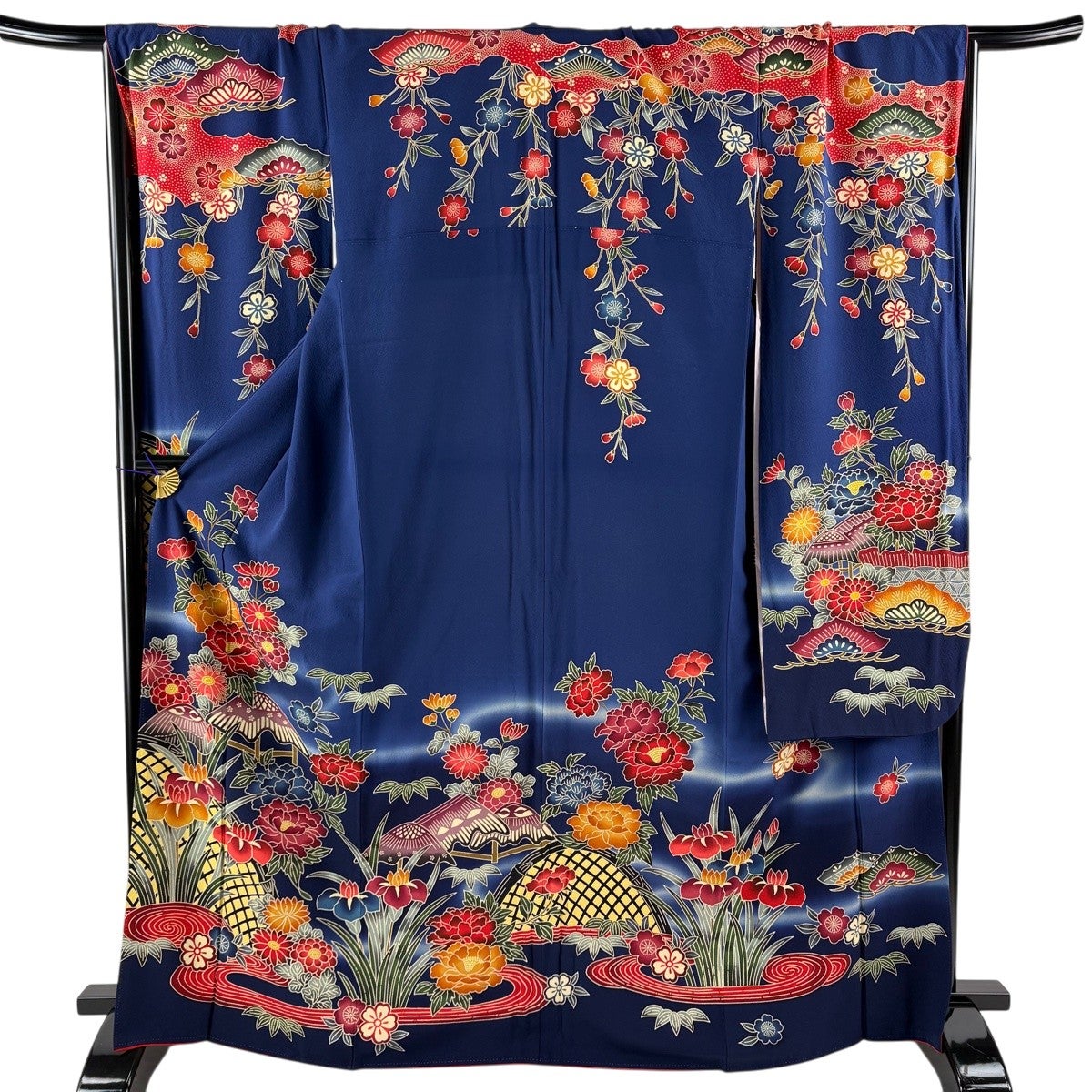 振袖 身丈162cm 裄丈67.5cm L 袷 大和貝紫 草花 金糸 刺繍 薄紫 正絹