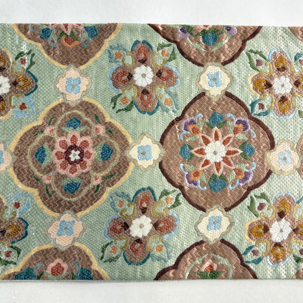 袋帯 逸品 華文 金糸 刺繍 薄緑 全通 正絹｜中古・古着・リサイクル