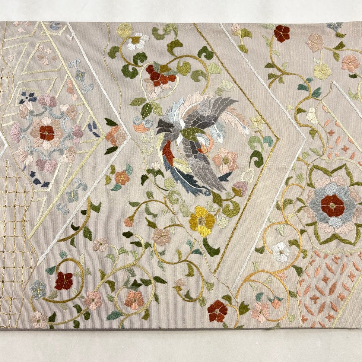 袋帯 逸品 鳥 花唐草 金糸 刺繍 灰紫 六通 正絹｜中古・古着