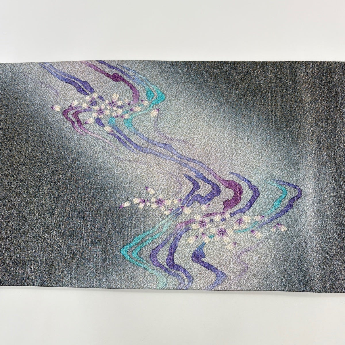 美品】 袋帯 秀品 桜 桜の花びら 金銀糸 ぼかし 灰緑 お太鼓柄 正絹