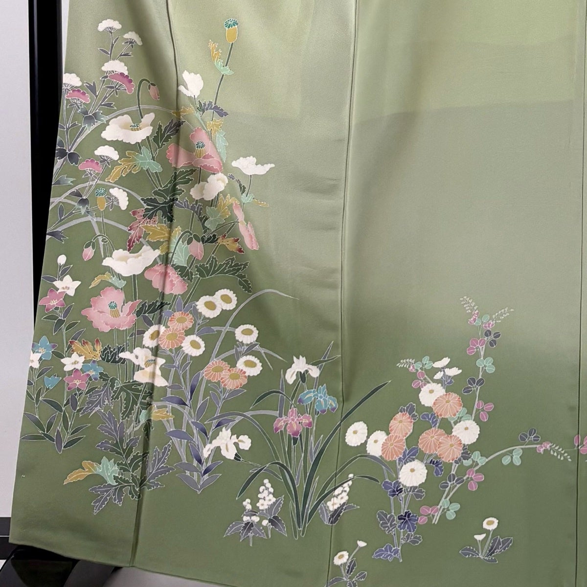 訪問着 身丈162.5cm 裄丈68cm L 袷 落款あり 草花 ぼかし 薄緑 正絹 秀