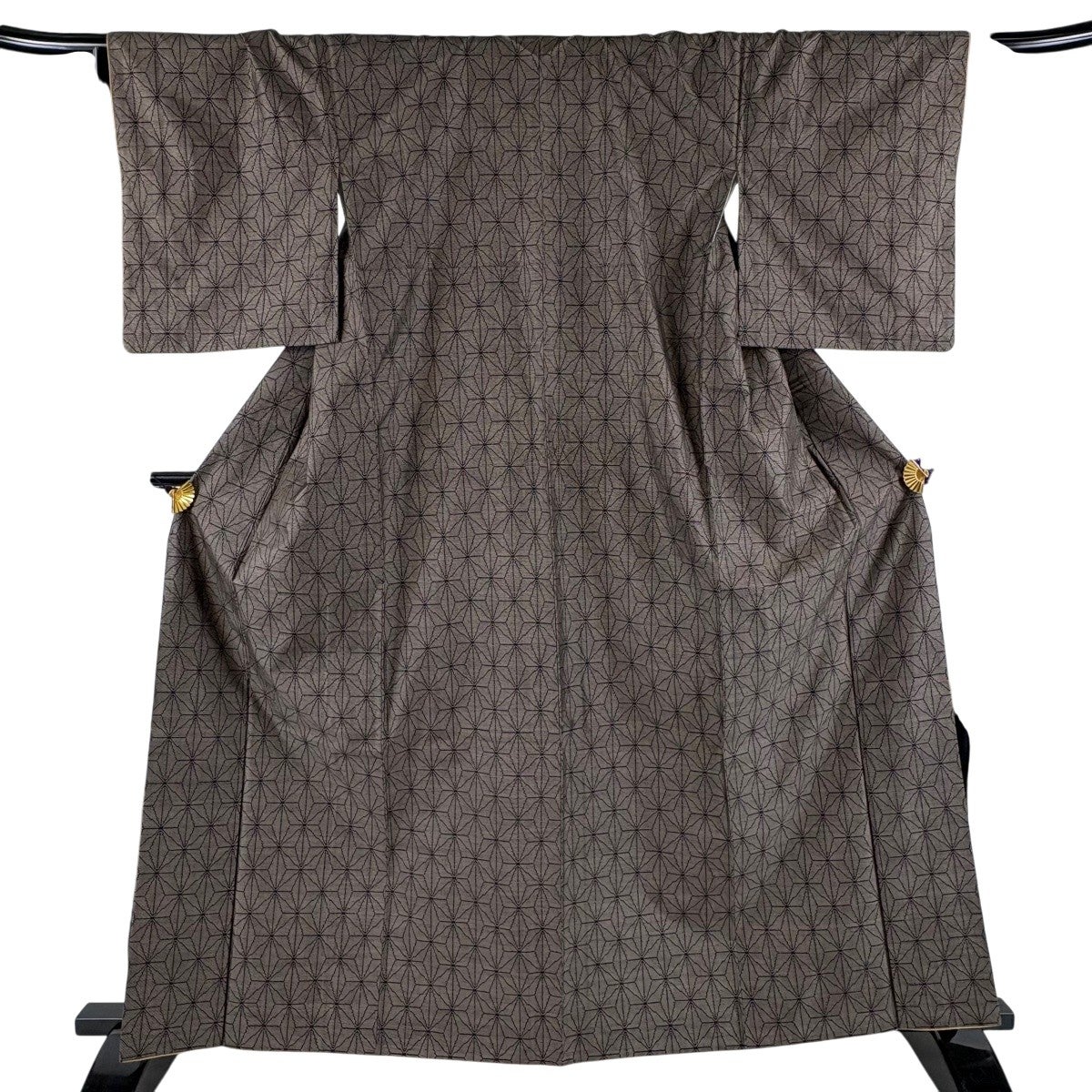 紬 身丈163.5cm 裄丈65.5cm M 袷 鈴乃屋 麻の葉 焦茶色 正絹 秀品