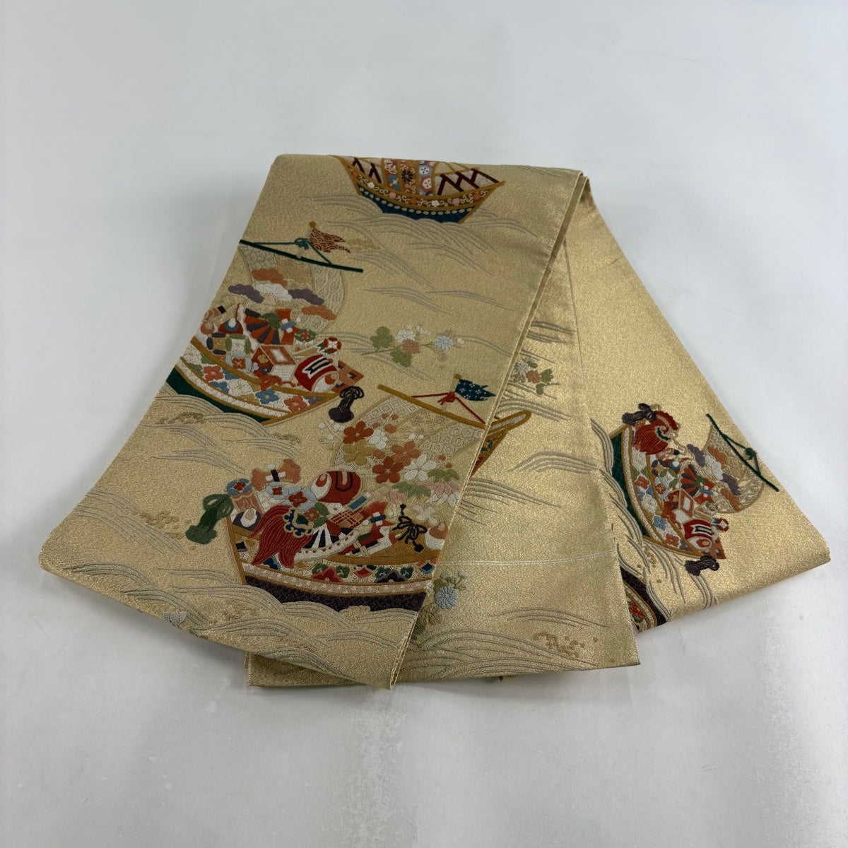 袋帯 逸品 宝船 波 相良刺繍 金糸 金色 お太鼓柄 正絹｜中古・古着