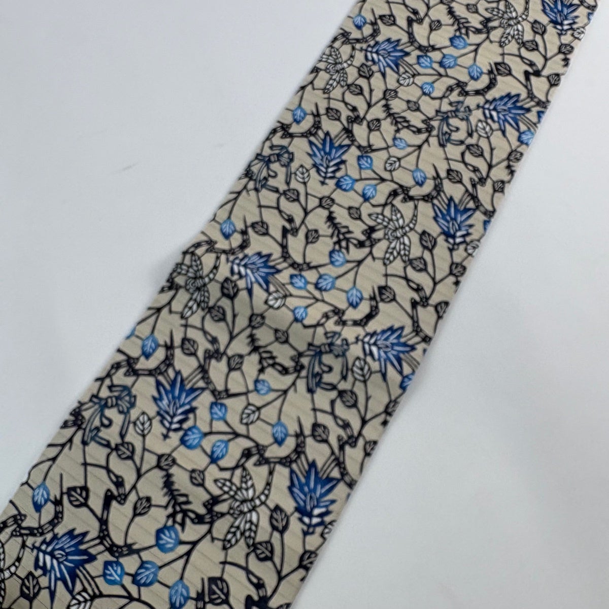 美品】名古屋帯 逸品 城間栄順 夏帯 絽 琉球藍型 草花 蜻蛉 灰茶 正絹