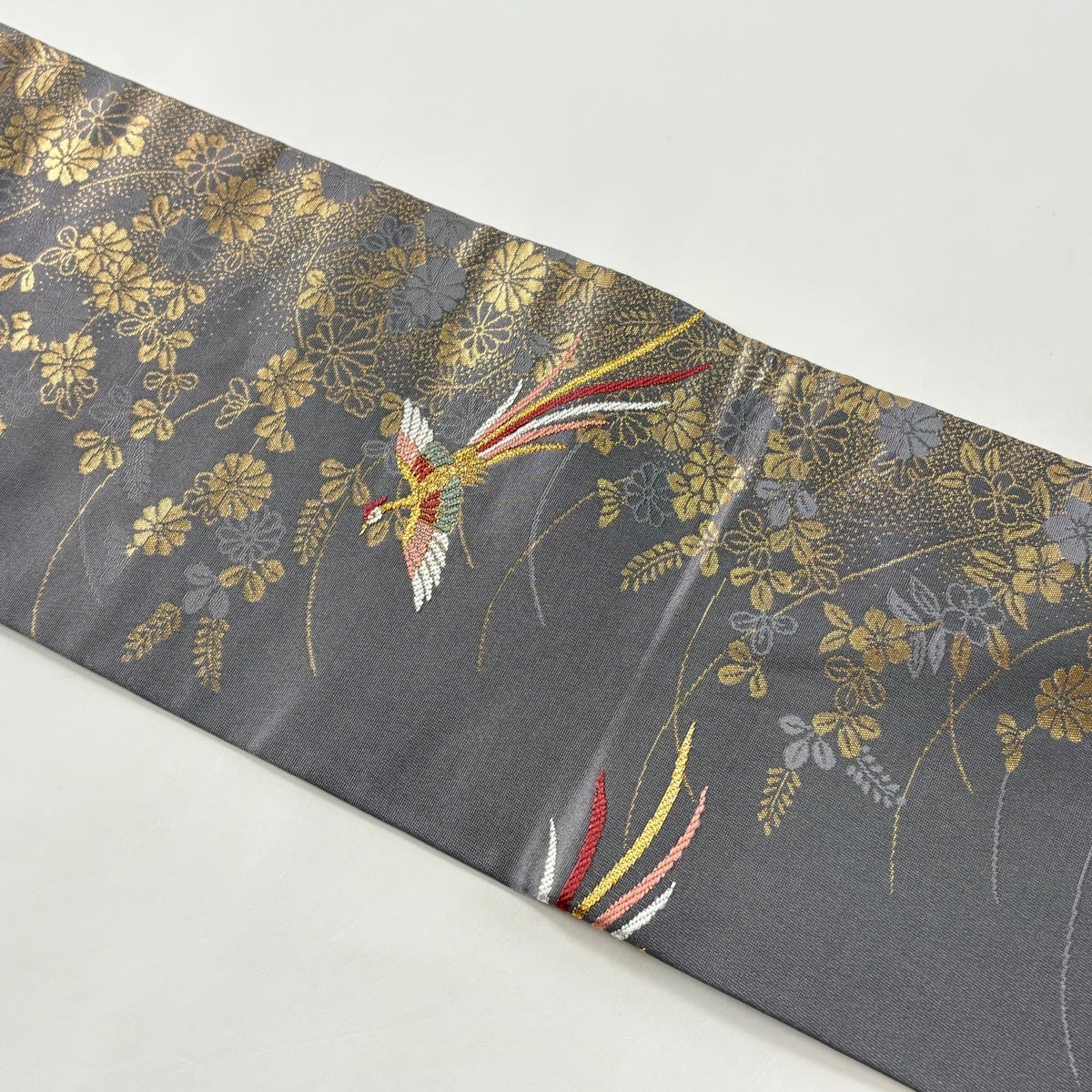 名古屋帯 優品 尾長鳥 菊 箔 灰色 正絹｜中古・古着・リサイクル着物