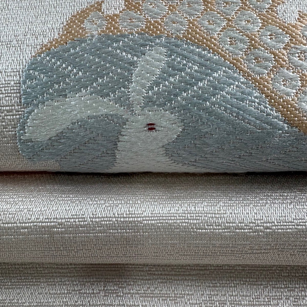 美品】 名古屋帯 逸品 雪輪 うさぎ 薄ピンク 正絹｜中古・古着
